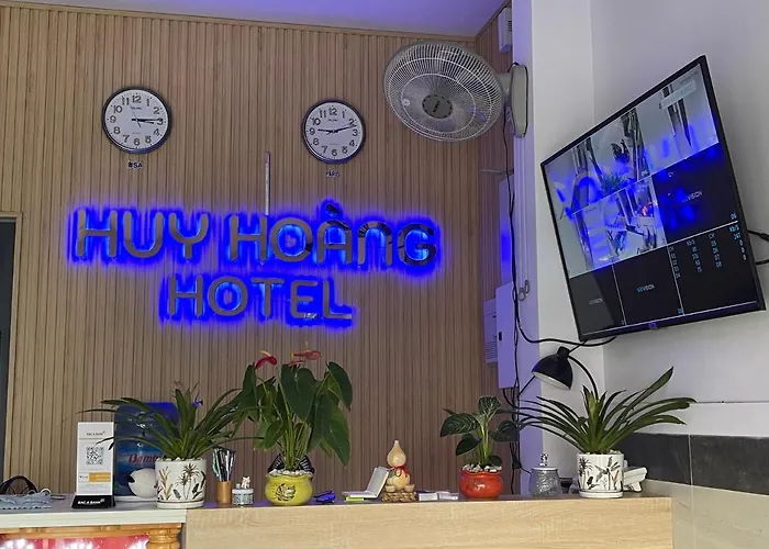 Huy Hoàng Khách sạn *
